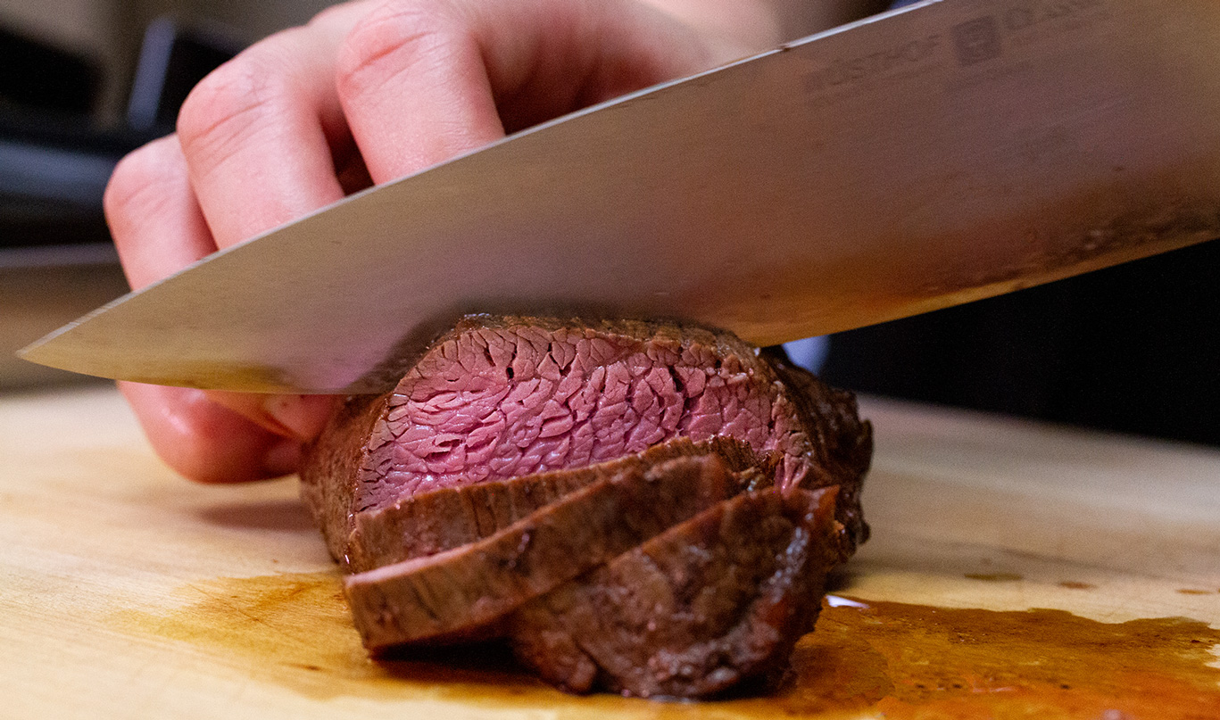 Angus teres major being sliced